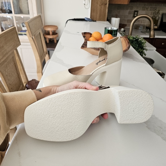 Free People Gwen Platform Mary Janes Moonlight - Picture 8 of 13